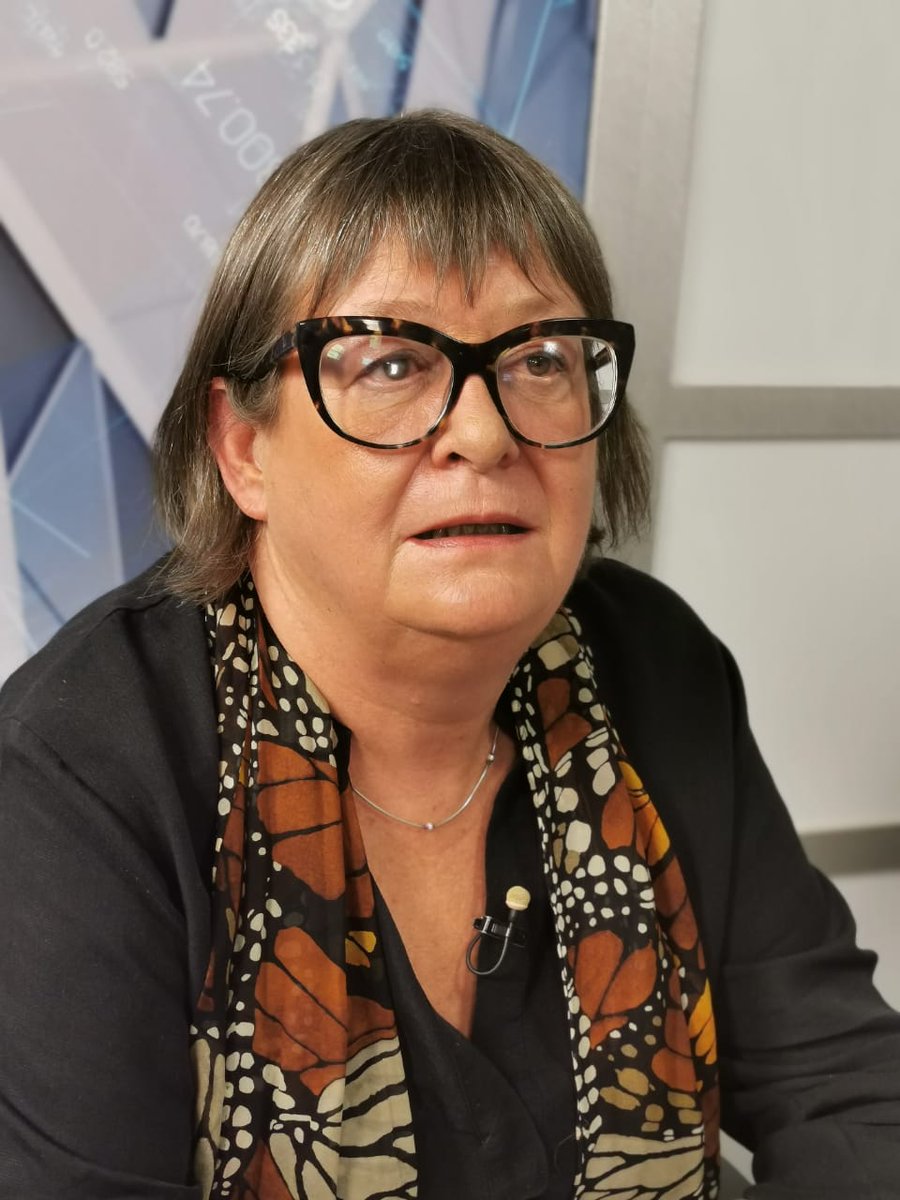 canalcatorcemx's tweet photo. @ONU_es @LilianaMezaG1 @INEGI_INFORMA "Es alarmante la forma en que son atendidos los migrantes. No sólo en nuestra región, en Europa y en diferentes partes del mundo presenciamos respuestas cada vez menos humanitarias y más criminalizadora de la migración, lo cual es una tendencia muy grave", @FVenet ,@INEDIM_MX https://t.co/XJw2CMrXNK