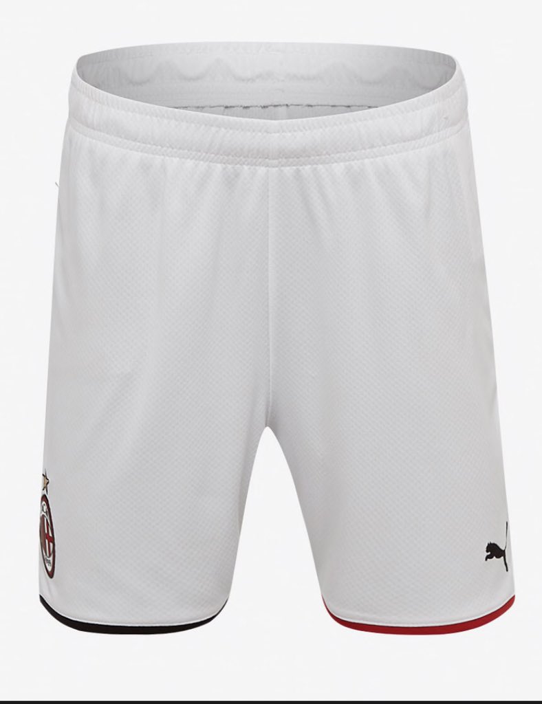 متوفر تيشيرت #ميلان  الأساسي   2020/2019 الآن في متجرنا ..