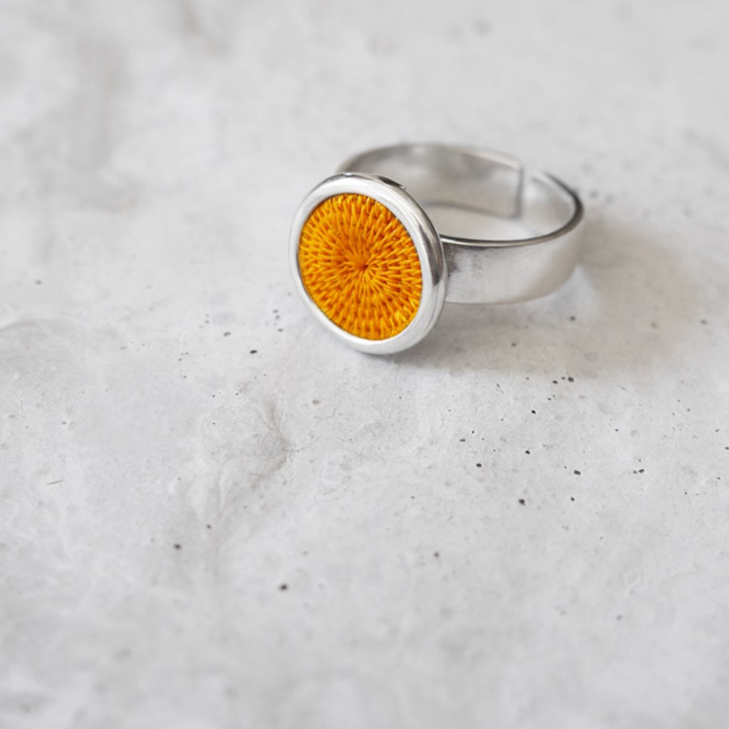 TintsabaCraft's tweet image. What do you think of our Mini Ring in the Mango colour? 🧡
#tintsaba
#remarkablewomen #masterweavers #swaziland #africa #handmade #fairtrade #ethical #sustainable #sisal #eswatini #mango #mini #ring #minimal #jewellery #jewelry #sterlingsilver #silver #nickelfree