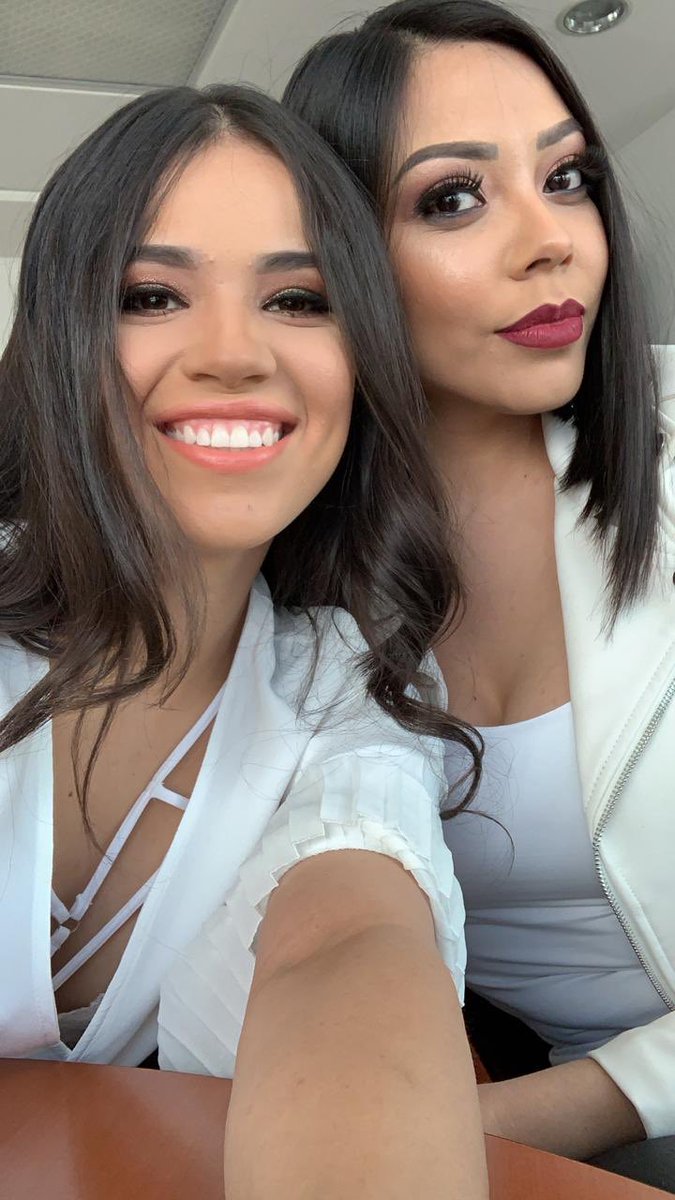 SilviaZepedaMx's tweet photo. Hace un año Dios me dio la dicha de conocerte 💖 😭❤ fui en busca de un sueño y Dios también me regalo una tía ✨ te amo y aquí estaré cuando necesites ❣ sin importar la distancia 📍 estás en mi corazón att: la ardilla voladora🐿 ¡SE PASÓ!
#felizcumpleaños #daliaduarte https://t.co/vldBaJPrqL