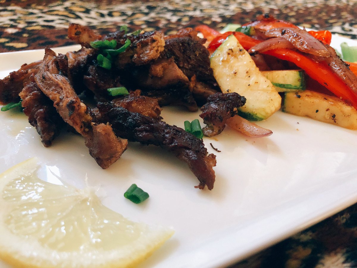 KathehFit's tweet image. Super inspired by @petermckinnon I love his photography and cinematic videos. I want to learn how to take better photo with my iPhone 😂💜🙏🏻 since I created all my videos and photo content on mobile! Yes it’s possible! Ask @deenimmin ;) 
#mobilecreator #personaltrainerinthemaking