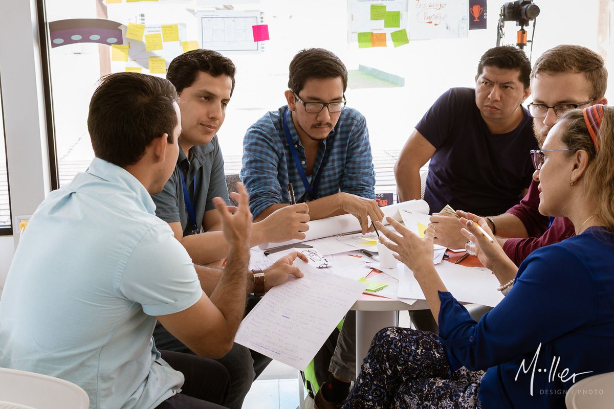 mullercardenas's tweet photo. Así transcurrió el taller de "Prototipado y Validación" en el #disruptChallenge Fintech Edition ayer en Guayaquil.
#taller #evento #innovacion #fintech #guayaquil #proyectos @disruptchalleng
Fotos de @stefiemc - parte 6 https://t.co/vb9KbGHFMi