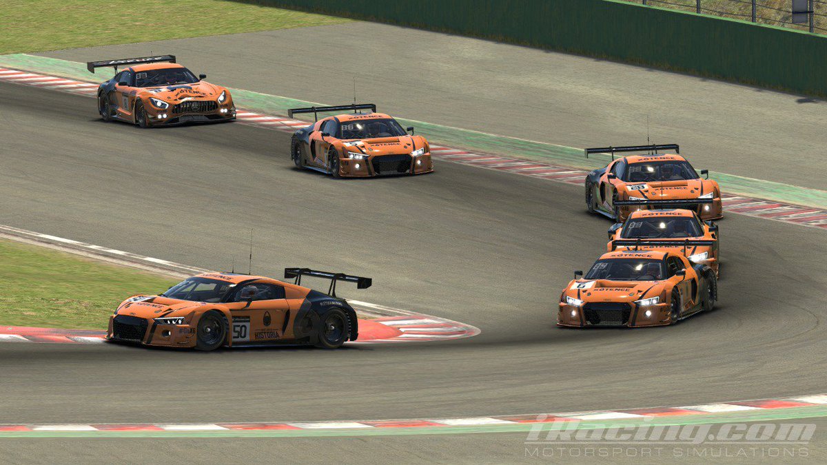 Practicando las 24hs de Spa de <a href="/iRacing/">iRacing</a> con el equipo <a href="/x6tence/">x6tence</a> @x6tence_ES 
Foton de <a href="/juampi_tanoni/">juampi</a>