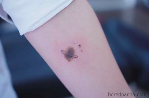 culturainquieta's tweet photo. Ejemplos de cómo convertir nuestras cicatrices en arte con tatuajes: https://t.co/a3xXkD7J1J #culturainquieta https://t.co/yk1yaH7KMo