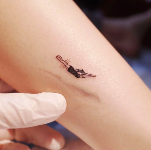 culturainquieta's tweet photo. Ejemplos de cómo convertir nuestras cicatrices en arte con tatuajes: https://t.co/a3xXkD7J1J #culturainquieta https://t.co/yk1yaH7KMo
