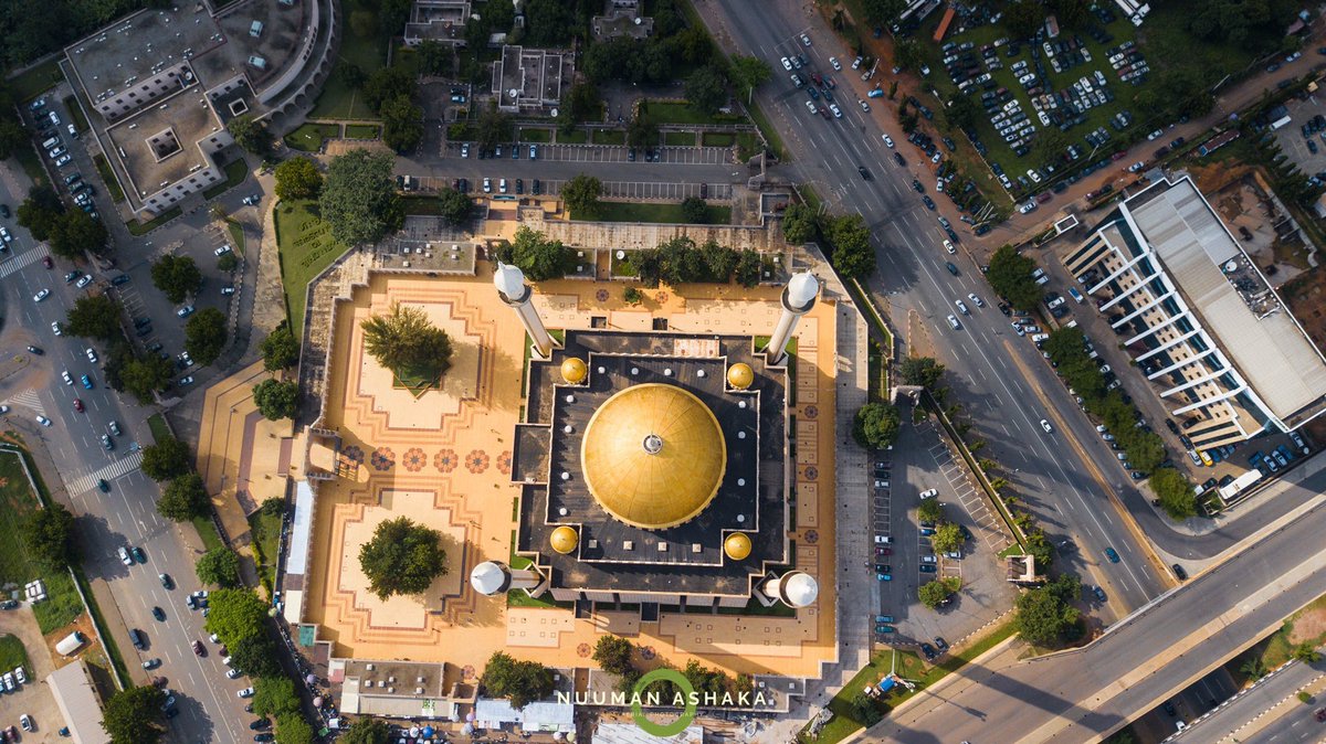 BashirAhmaad's tweet photo. Amazing pictures of the City Gate and the National Mosque, in Abuja, Nigeria.  @NuumanAshaka you’re a great and a real badass photographer, you know how to fly your machine very well. 👏🏼👏🏼 https://t.co/fyPC5raC9v