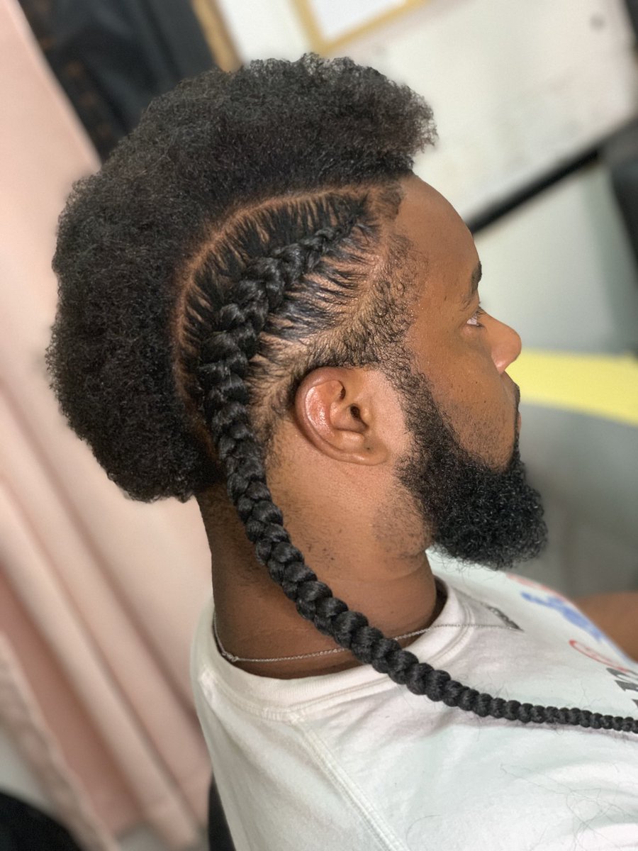 __prettyflossay's tweet image. SassySLAYY 💕
BACK IN BUSINESS 
#Feedins #straightbacks #twofeedins #braids #stylist #slay #sassyslayy