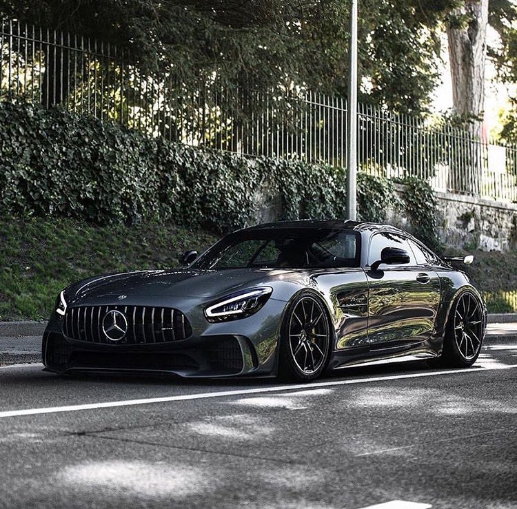 LuxuryCars365's tweet photo. Mercedes-Benz AMG GTR https://t.co/vQv1j8TEbL
