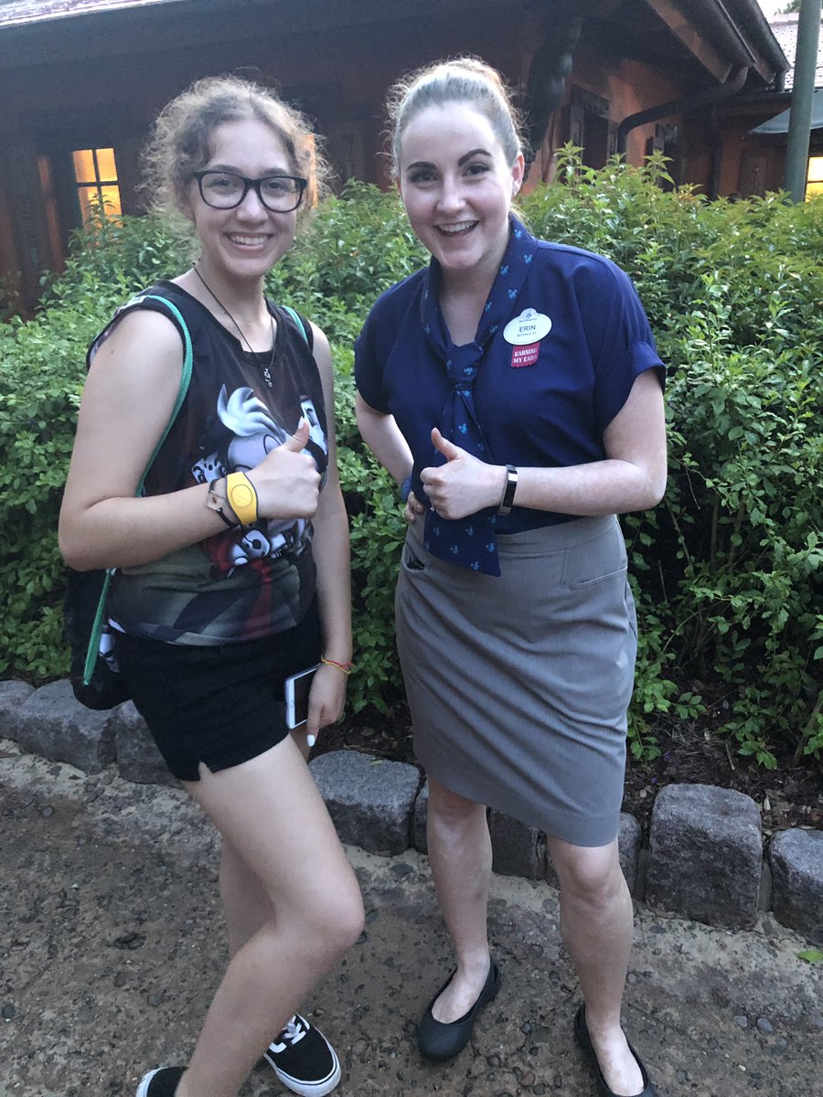 CoachNastory's tweet photo. Thank you Erin for answering a lot of our questions and being very helpful before! #CastCompliment https://t.co/YpVuc2mUAd