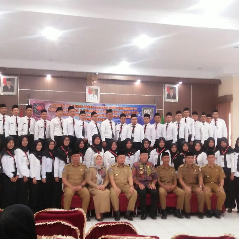 bkdprovbkl's tweet photo. Pembukaan Pelatihan dasar (LATSAR) golongan III dan golongan II yang dihadiri Bapak Gubernur Bengkulu, Kepala Badan Kepegawaian Daerah  Prov Bengkulu dan Kepala BPSDM Prov Bengkulu bertempat di kantor BPSDM Prov Bengkulu hari ini  @mediacenterbkl @pemprov_bengkulu @BPSDM_BKL https://t.co/RyktT4WS98