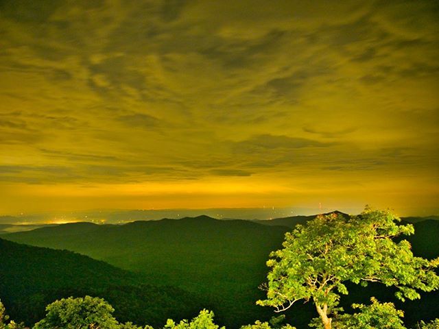 Wrayword's tweet image. From the NC Blue Ridge at night looking East. ©Daniel Wray. #Fuji50r #Luminar3 #mixedlight #nightphotography ift.tt/2k7u8gS