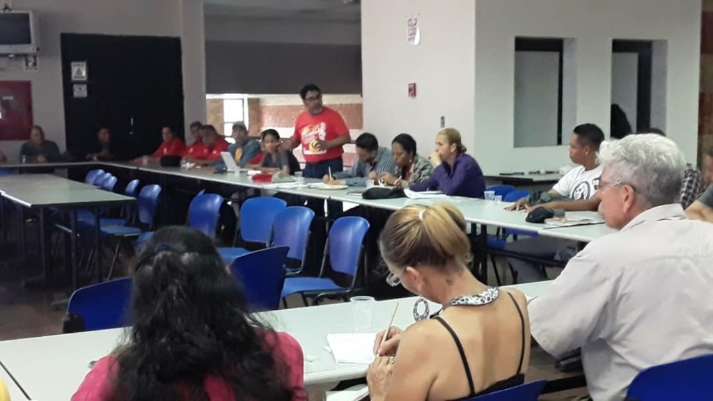 PCV_Monagas's tweet photo. PCV: Pelear junto al pueblo por las conquistas alcanzadas https://t.co/ioPVdrjBRc https://t.co/pIlJNTIU1s