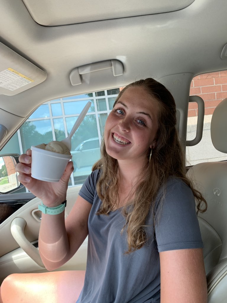 triciatellen's tweet photo. Scenes from Tiger Town...#orientationtime #ALLIN #Classof2023 @ClemsonUniv https://t.co/bg3dgoHWTo