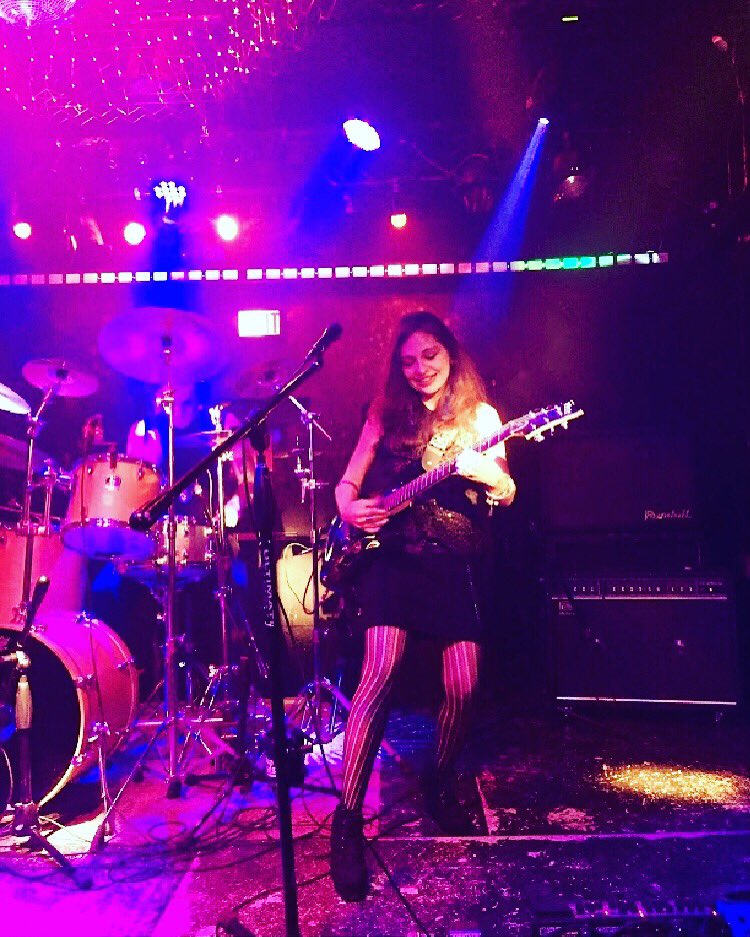 Was a stellar night ! 7~13-19 @LIARSCLUBTWITS It was a great crowd, great sets from all the bands! Until next time! #solemnmeantwalks #gothgaze #alternative #postpunk #chicagobands #avantgoth #amigloria #andrewsole