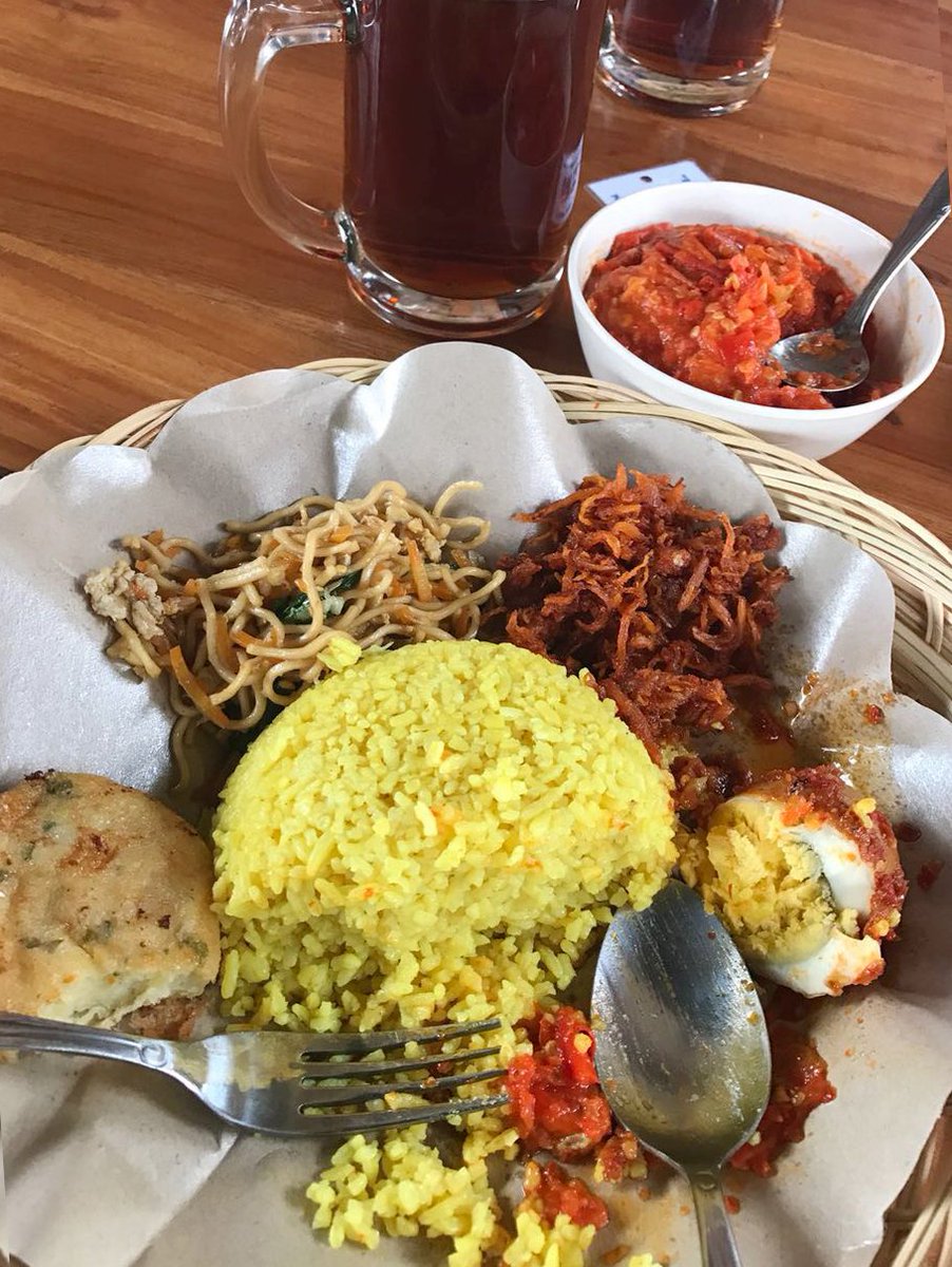 It's breakkie time! See you around at our warung #warungers