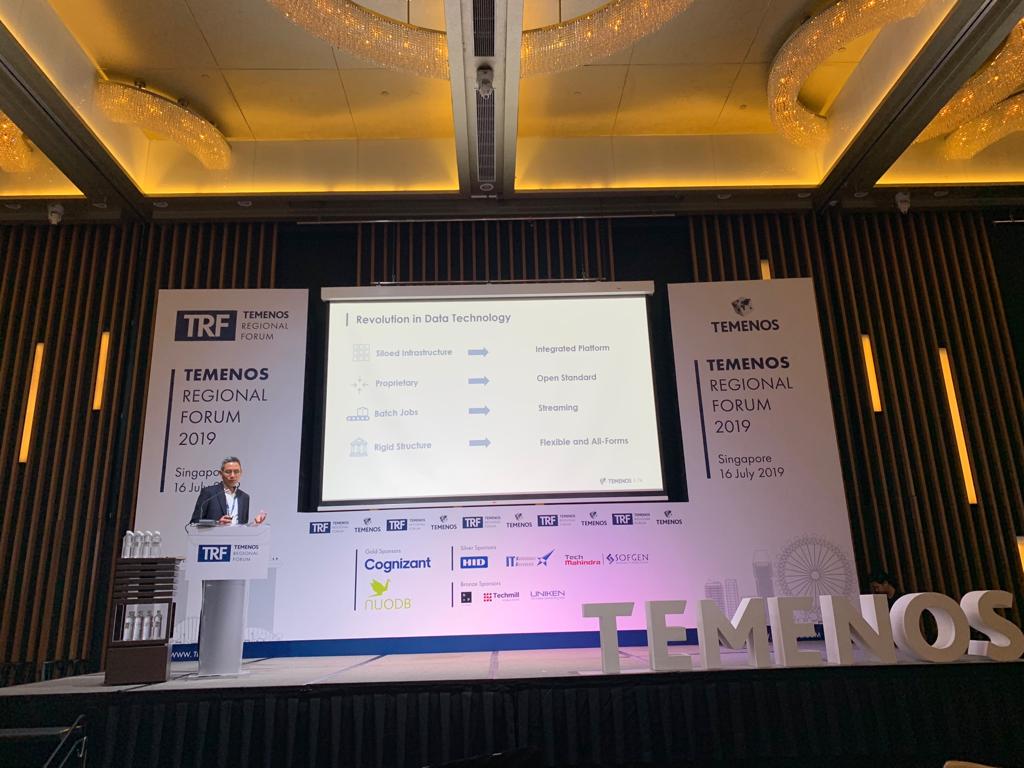 Temenos's tweet photo. Chee Kiat Loy, Principal Consultant, Business Solutions, @Temenos sharing best practices on how to innovate in Data and Analytics in Modern Digital Banking
#digitalbanking #TRFSG #analytics #temenosAPACevents #TRForum2019 https://t.co/Ic3Nh0RVS3