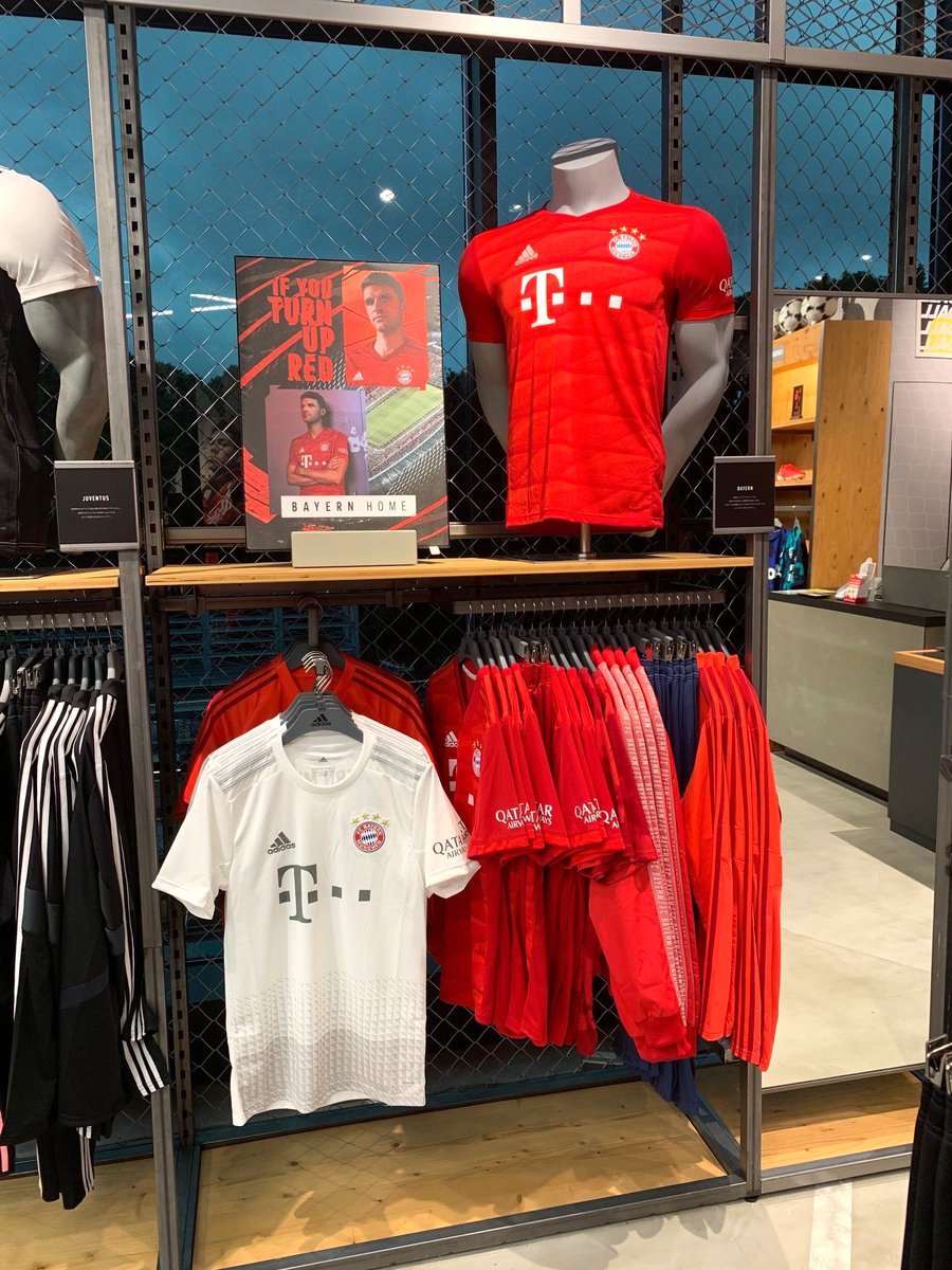 サッカーショップkamo Twitter ನಲ ಲ バイエルン ミュンヘン19 アウェイユニフォーム原宿店先行販売開始 T Co 0lmtlrsfeo Kamo Soccer Shop Kamo Adidas Bayern Munchen Away サッカーショップkamo 加茂 アディダス サッカー ユニフォーム