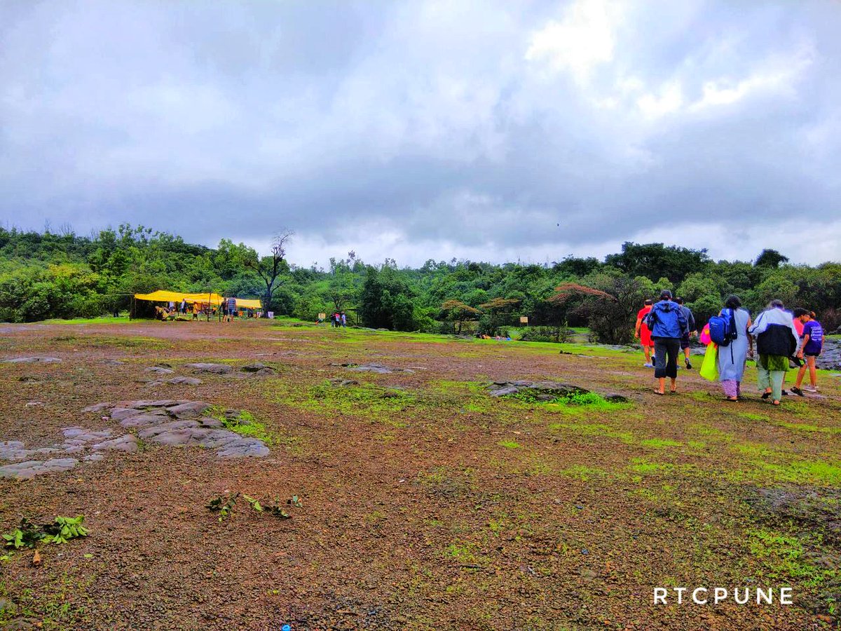 TheIndianRTC's tweet photo. Snaps from #RTCPune's Sunday Sprint to #MadheGhat chasing water-falls!
A casual drive exploring the beauty of Madhe Ghat in this beautiful #Monsoon season. The folks enjoyed fresh bhajia and chai in the rain, the perfect combo!
#Pune #Roadtrip #weekend https://t.co/0eAvmuQCeh