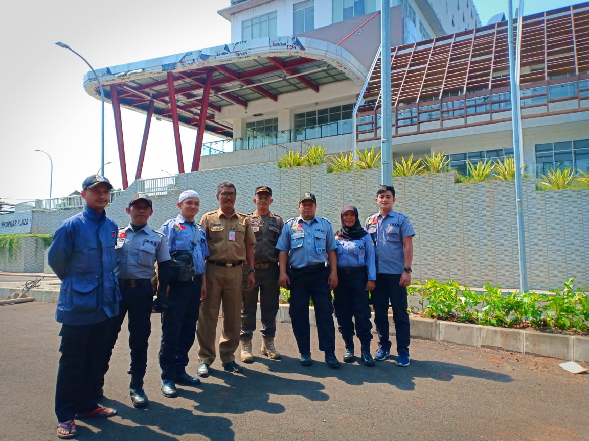 satgasp3s's tweet photo. @satgasp3s js posko lenteng agung menTL laporan Staf Satpel Kec. Jagakarsa Bapak BAMBANG SUSILO tentang adanya ODGJ di depan Gedung INKOPKAR PLAZA 1 selanjutnya diteruskan ke @trc_js untuk dirujuk kepanti sosial @DinsosDKI1 @an_sori1975 https://t.co/usuB1GC8uZ