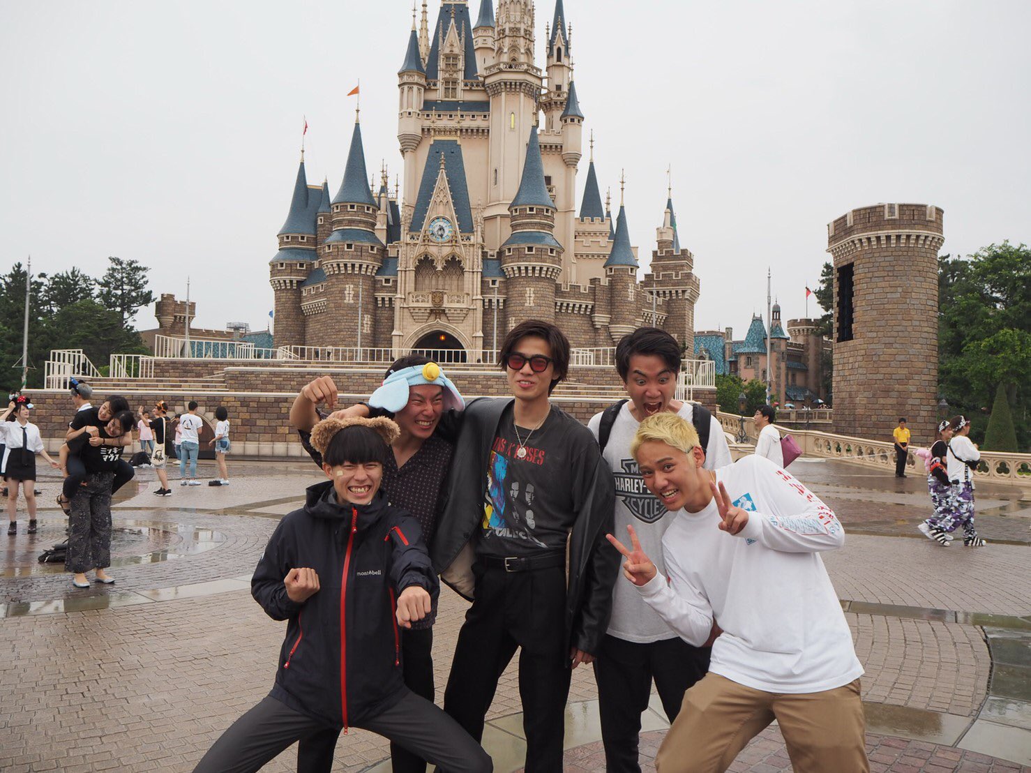 コムドット ゆうた ディズニーオフ会大成功でした 何もかもみんなのおかげでコムドットは成り立っています あと少しで000人 これからも変わらず暖かい声援よろしくお願いします 年賀状みたいな文 コムレンジャー ディズニー T Co コムドット ゆうた ディズニーオフ会大成功でした 何もかもみんなのおかげでコムドットは成り立っています あと少しで000人 これからも変わらず暖かい声援よろしくお願いします 年賀状みたいな文 コムレンジャー ディズニー T Co