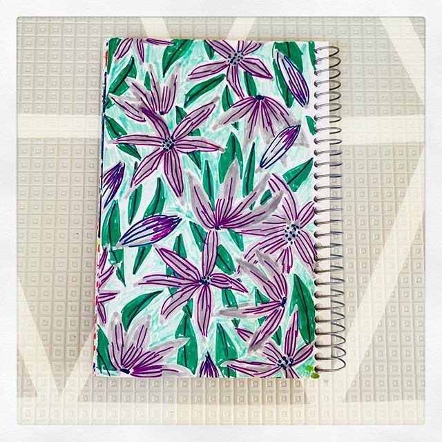 Csbeyer's tweet photo. 58/100 Day Lilies in bloom on this nice summer night.
#100dayproject #100daysofmarkers #patterns #surfacepatterndesign #design #pens #coloring #sketch #sketchbook #flowers #summer #daylily https://t.co/ZVCM6mr5Ju https://t.co/iwBAGYp2QI