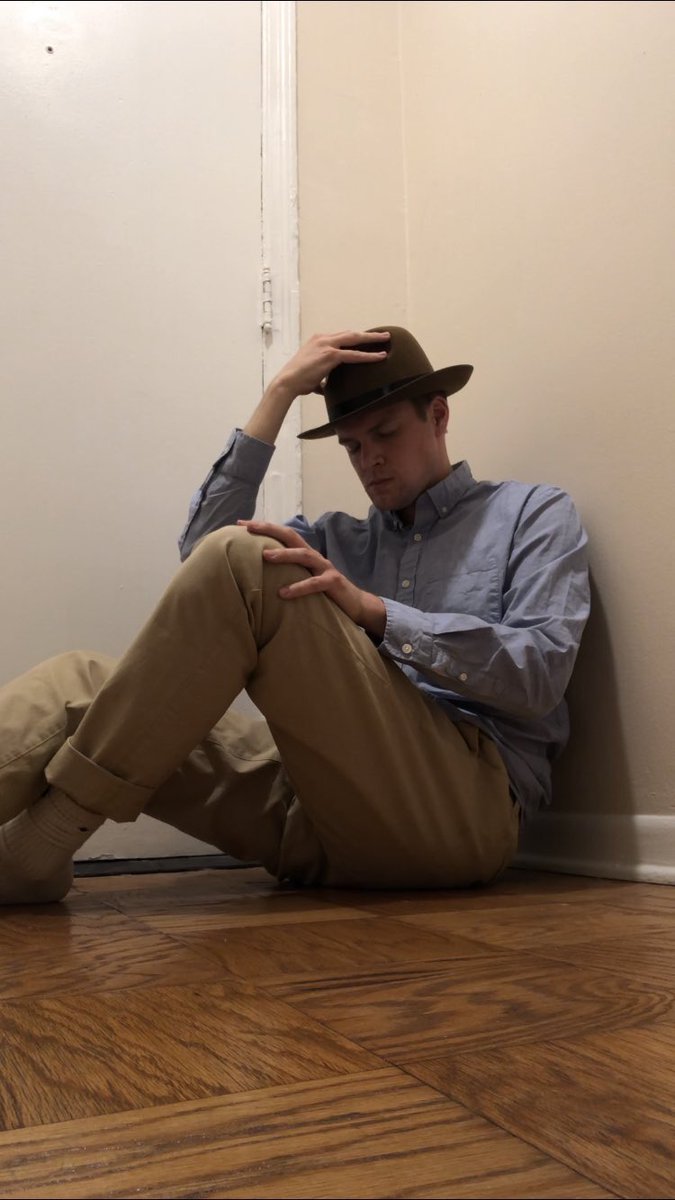 CaucasianJames's tweet photo. self control by frank just came on shuffle https://t.co/eKn7xiHMce