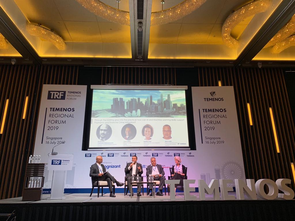 Temenos's tweet photo. Moderator Prabhakar Krishnamoorthi is joined by panellists Marlène Meli, Jitesh Malik Varun Mittal (海王•米塔尔) वरुण on stage to share some views on how AI and machine learning can really support #payments and #FCM. #digitalbanking #TRFSG #temenosAPACevents #TRForum2019 https://t.co/QGMoSQY8Dm