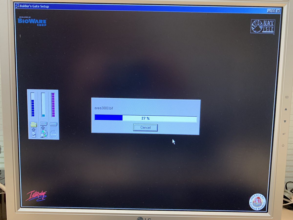 FifoF16's tweet photo. #InstallShield #90s #installation #installer #install #nostalgia #nostalgic #memories #oldstyle #progressbar #progressbars #filecopy #filecopying https://t.co/nBa81X3Cpc