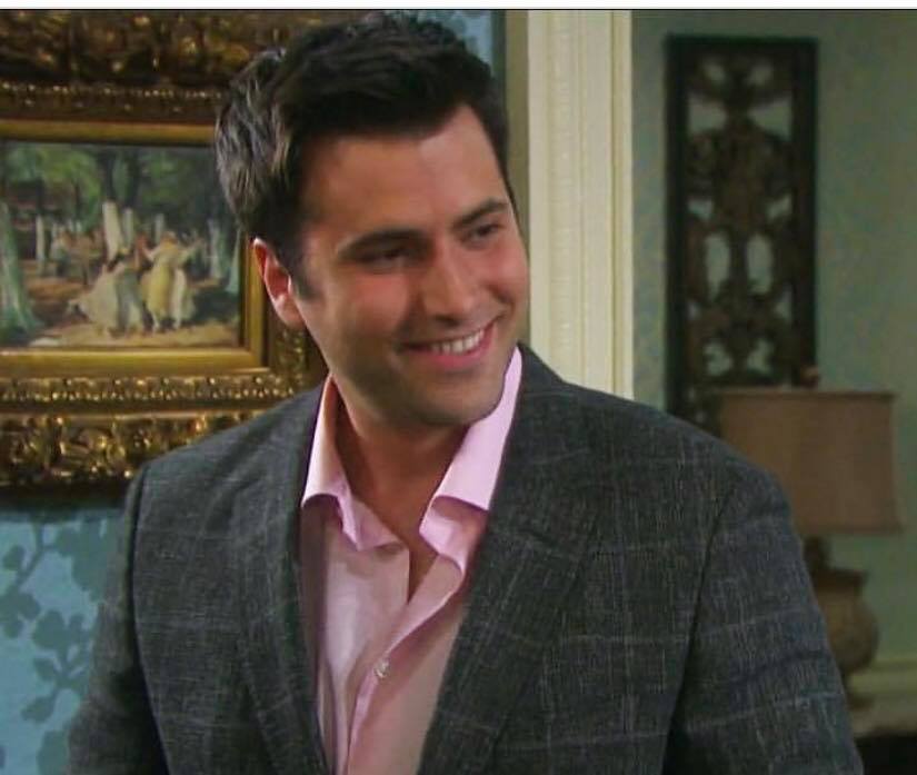 GinaKaus's tweet photo. #30DaysofDays
#Days
#Day23: Favorite Wardrobe?
I've always loved Sonny's wardrobe its my favorite β€οΈ https://t.co/ZZtenwPWv8