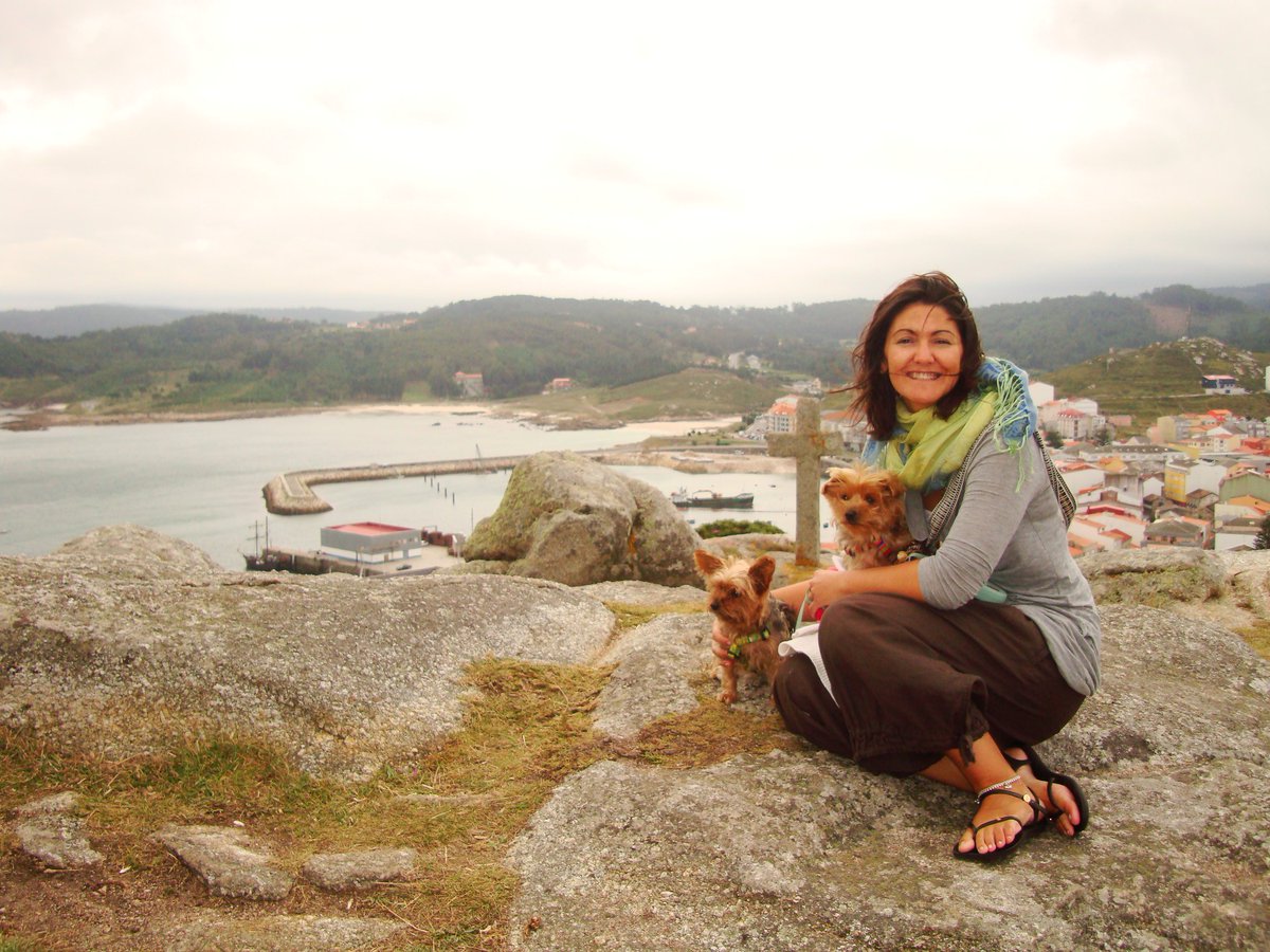 En <a href="/heraldoes/">Heraldo de Aragón</a> hablan sobre #vacaciones con #Mascotas, una opción cada vez más en auge entre los españoles que espero que haga que cada vez más hoteles y apartamentos se sumen a la iniciativa #petfriendly. ¡Y me encanta ver a mis pequeñas de portada!  bit.ly/2GerX33