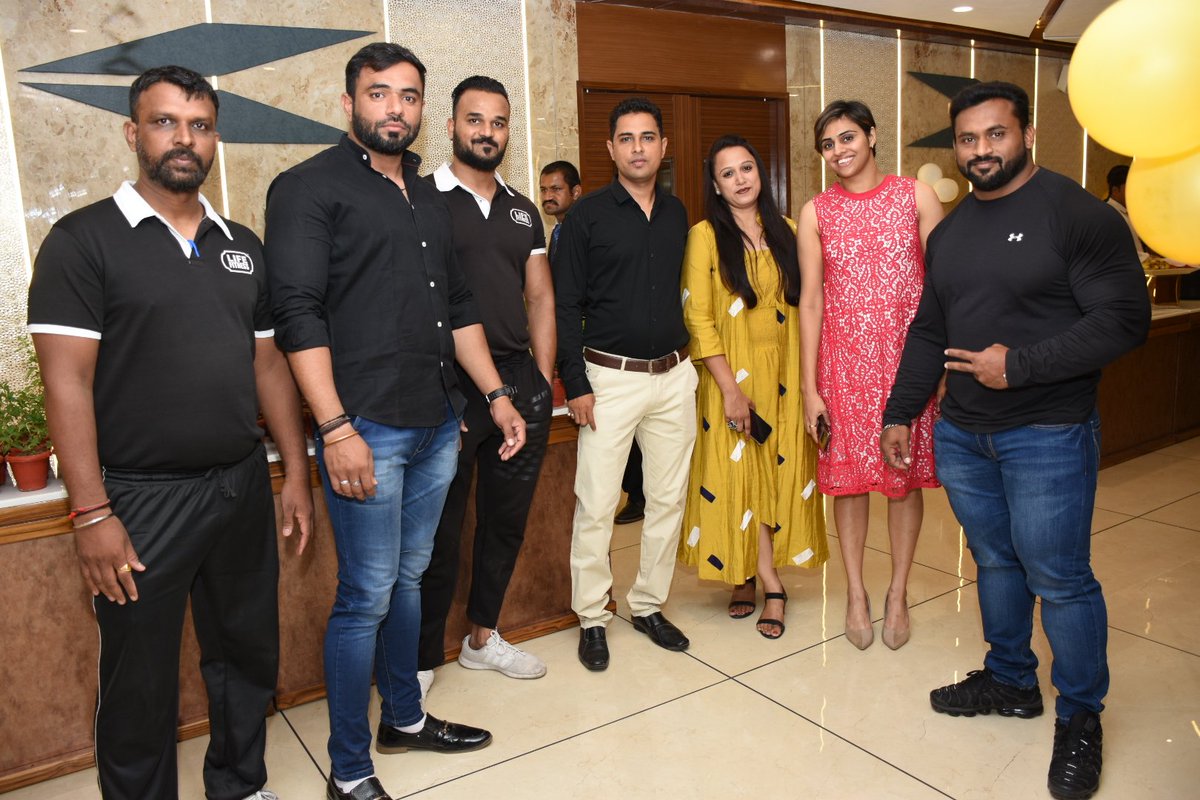 fittness_point's tweet photo. To Celebrate Shahibaug centers !st successful anniversary, Life fitness organised a private event for its associates, team members & Financier Partners last weekend.
#lifefitnes #gym #ahmedabad #party #fitnessmotivation #india #SuccessStory #mumbai #modi #motivation
#BJP #bhfyp https://t.co/OIBYXg8PGA