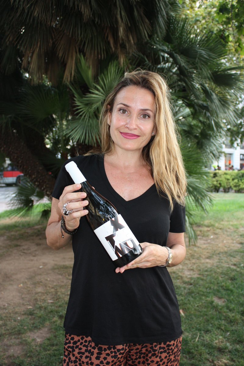 ElValencianoPD's tweet photo. Celler Cataruz vuelve a destacar entre los mejores vinos de España con su vino blanco Xtmo(Extremo) https://t.co/0M0y5ehRPL https://t.co/v0M4DOE0xf