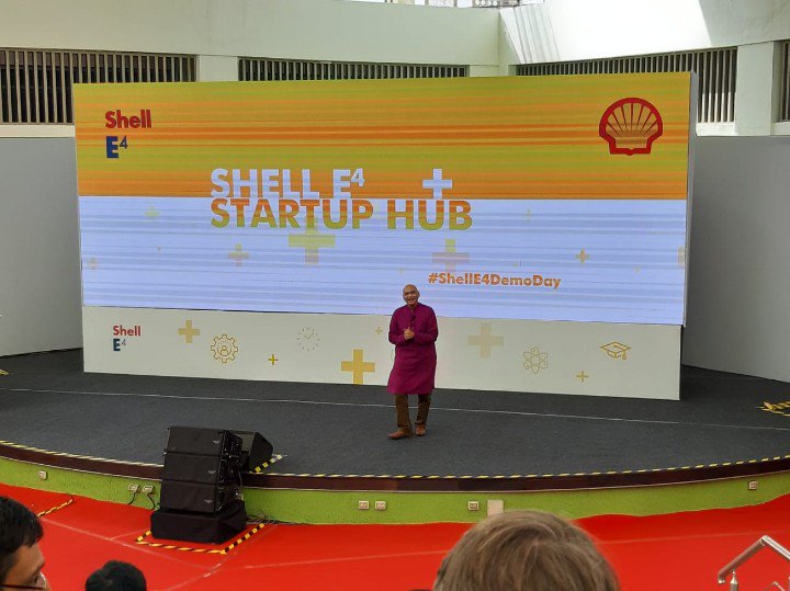 Tiwary_ar's tweet image. Great starting Keynote at #ShellE4 
@AlokSoni @YouStoryCo