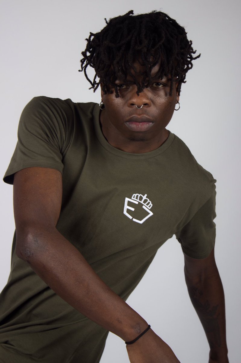 eliteclothingec's tweet photo. It Doesn’t Matter What Everybody Else Thinks. EC #WeAreElite #TheEliteMentality #LondonFashion https://t.co/OuBlblAsOk