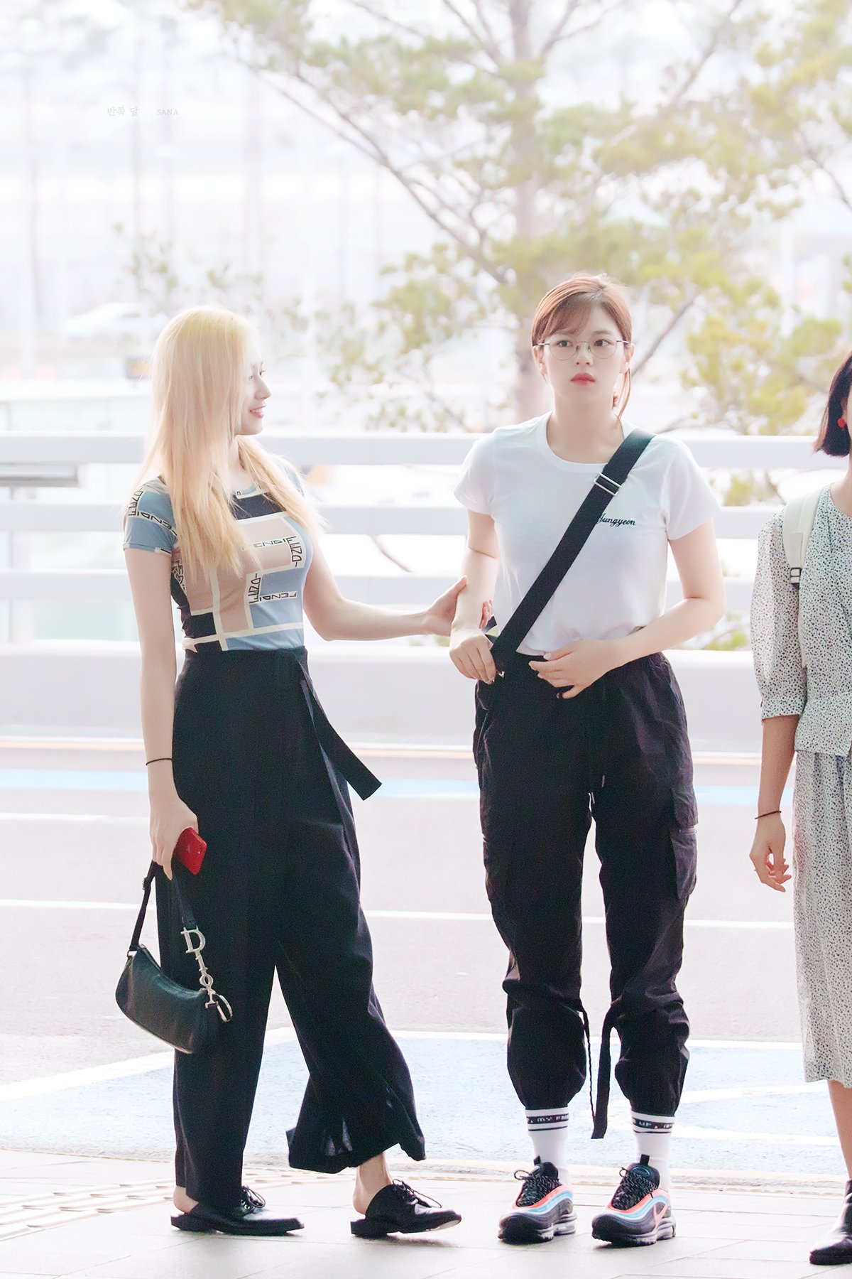 Twiceジョンヨンの私服や空港ファッションのポイントって