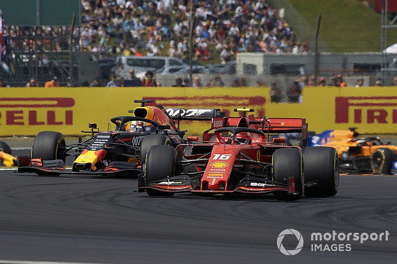 Wolff: "El juego sucio al borde del reglamento es bueno para la F1"
https://bit.ly/2NVD872 #F1 #BritishGP #GPGranBretaña