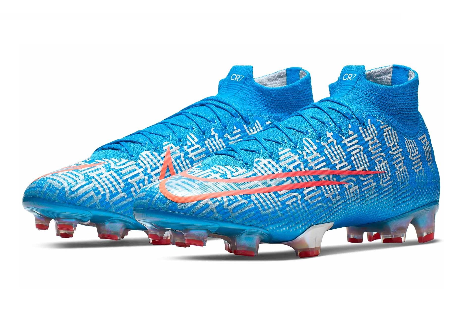 Nike マーキュリアル ローンチカラー限定