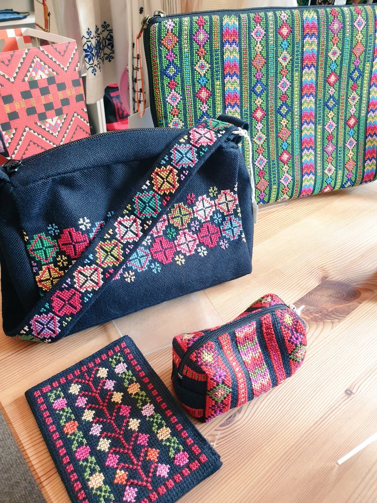 hadeel_uk's tweet image. It's an EMBROIDERY SALE!! Come over to our shop or check our website for some great deals on Palestinian embroidery. All handcrafted and finished with care 🧵🇵🇸 #hadeelshop #fairtrade #socialenterprise #buythegoodstuff #nonprofit #Edinburgh #Palestine #embroidery #accessories