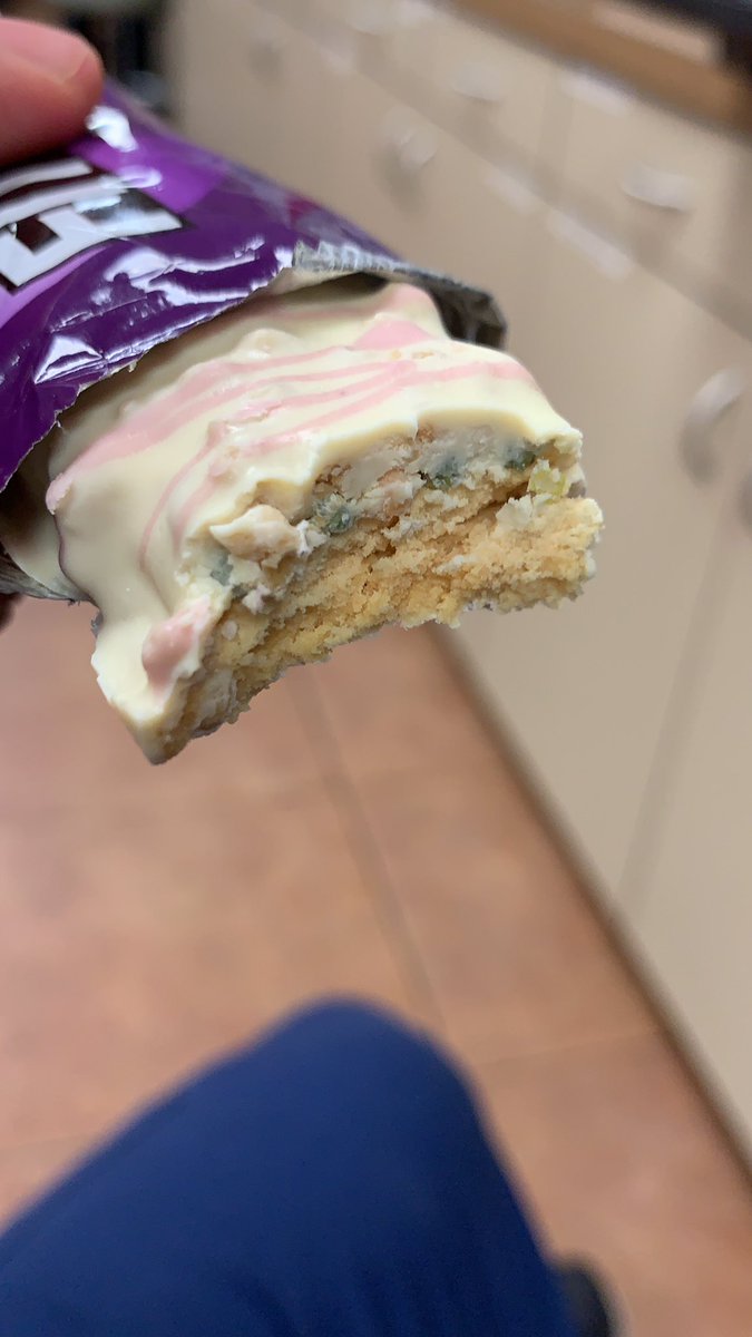 MikePucci's tweet image. My 3am bliss @FitCrunchBars