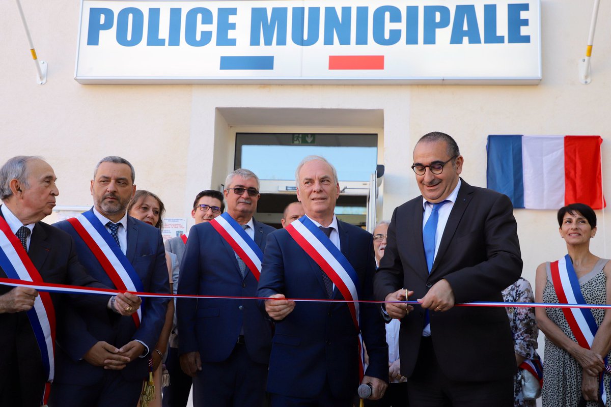 Laurent Nunez على تويتر Inauguration Du Poste De Police Municipale De Berre L Etang Ou La Cooperation Entre La Police Municipale Nos Forces De Securite A Permis D Obtenir Des Resultats Concrets Et Visibles