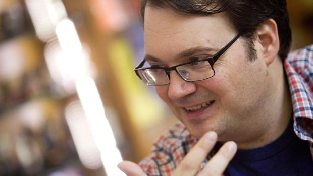 📢 ¡ATENCIÓN!
Mañana tendremos una sorpresa para los fans de <a href="/BrandSanderson/">Brandon Sanderson</a>
Solo daremos dos pistas:
1/ 🔎 Será un #sorteo 
2/ 🔎 En esta ocasión, NO sortearemos ejemplares de un libro.

¡Estad atent@s!