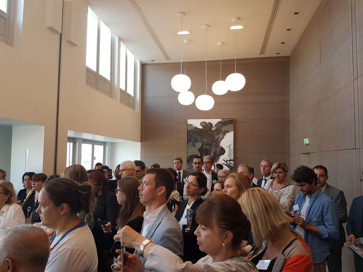 Bilan #DuoDay2019, 2 mois après : merci aux 6 800 employeurs qui ont largement contribué à sa réussite ! Je salue @pole_emploi @GroupeCarrefour <a href="/thalesgroup/">Thales Group</a> <a href="/ST_France_News/">STMicroelectronics France</a> <a href="/saintgobain/">Saint-Gobain</a> <a href="/orange/">Orange</a> <a href="/renault_fr/">Renault France</a> <a href="/Groupe_Casino/">Groupe Casino</a> <a href="/JCDecaux_France/">JCDecaux France</a> sans vous, rien n'aurait été possible !