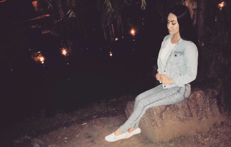 wtzync's tweet image. Найдите сердце, которое будет любить вас в самом худшем случае, и руки, которые будут держать вас в самые слабые моменты вашей жизни.