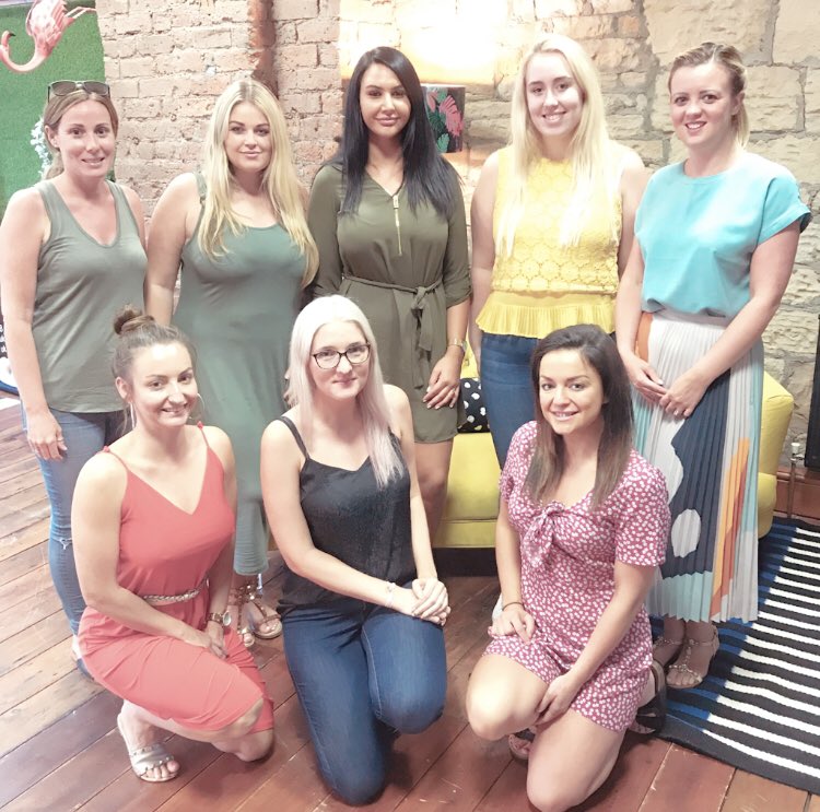 Gorgeous gals from our #Leeds Masterclass last night!! Lovely venue The hidden Secret, thank you for having us 😍
Next Leeds #Instagram for #Business Masterclass is in September 💫