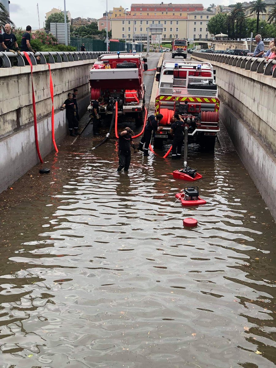 sis_2b's tweet image. Buriana di u 15 di lugliu 🌪️🌩️
👏👏 Ringraziu à tutte e squadre impegnate #ÀPròDiUPopulu 👌
Bellu travagliu !
@sdis2b #UIISC5 @Uiisc7 #ForSap