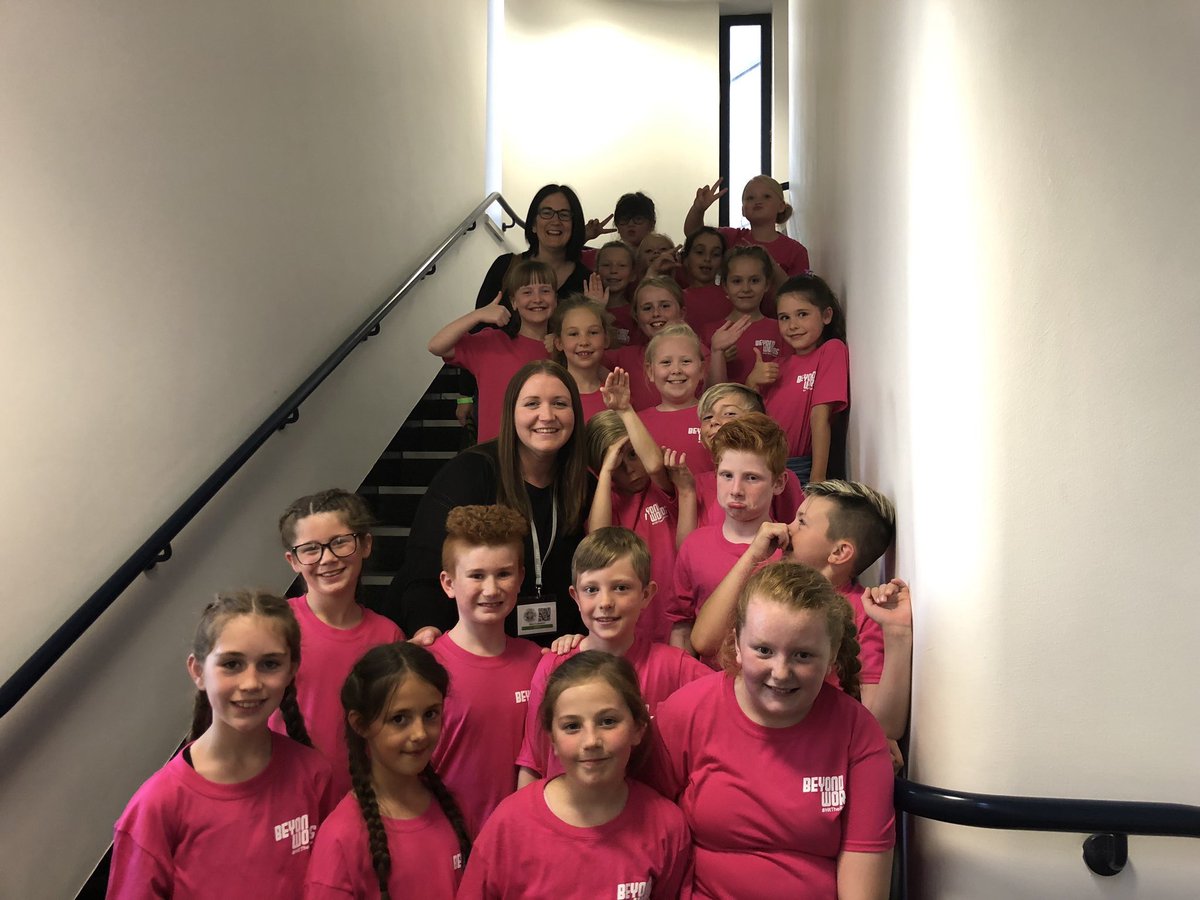 MrsDMcHugh_YCS's tweet image. Thank you to you all for coming to support your children at the Thousand Voices concert in the Motorpoint Arena last night. What a fabulous evening! We are so proud of your children. Their behaviour and dedication was second to none 🎤 #HitTheRightNote