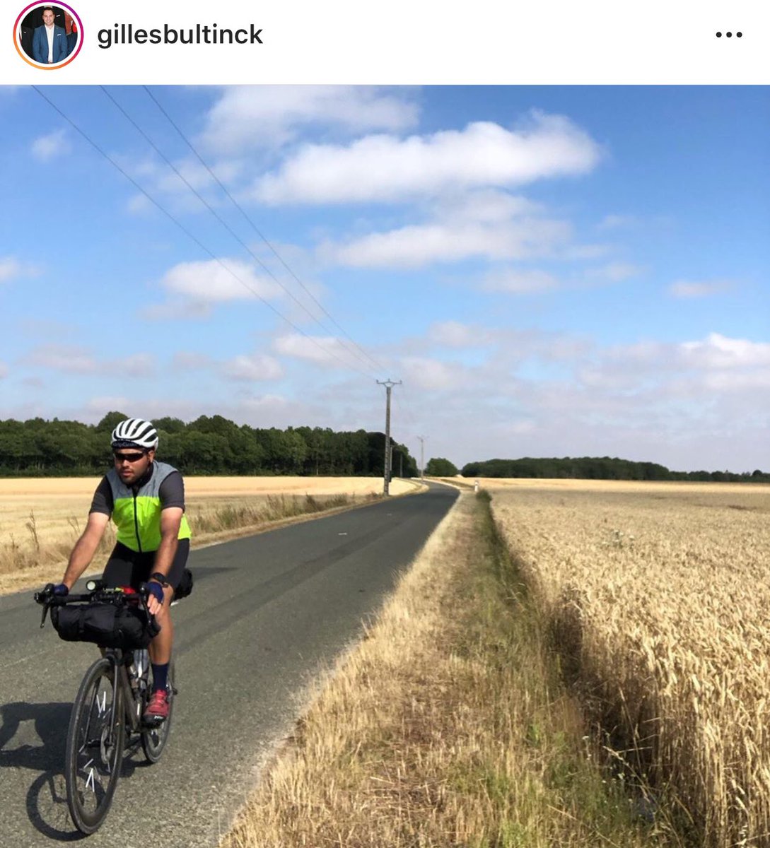 Safe from 🇧🇪 to Santiago de Compestella 🇪🇸 with <a href="/RaceViz/">RaceViz</a> 💯👀   

#safecycling #roadsafety #BeSeen #cyclingtour #fietsen #raceviz #hiviz