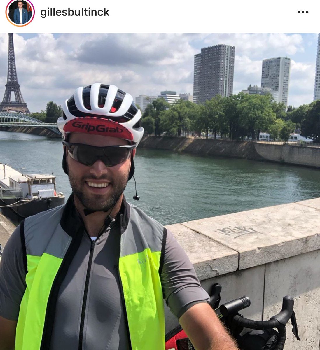 RaceViz's tweet photo. Safe from 🇧🇪 to Santiago de Compestella 🇪🇸 with @RaceViz 💯👀   

#safecycling #roadsafety #BeSeen #cyclingtour #fietsen #raceviz #hiviz https://t.co/Hr2qNbgX09