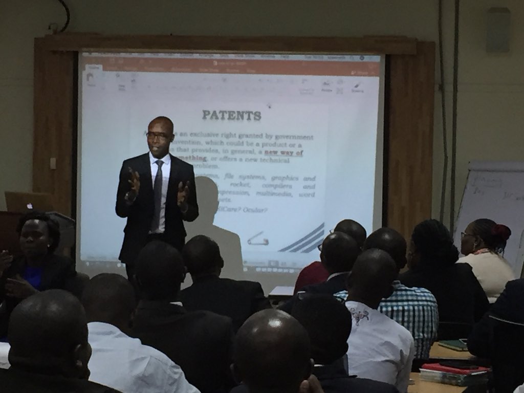 NIISP_ICT's tweet photo. Tony from @URSBHQ explains the benefits of intellectual property rights to innovators 
 ~Help turn ideas into profit making assets 
~Access to finance 
~Enhancing the market value 
~Market business products and services https://t.co/iz2sDFB4pu