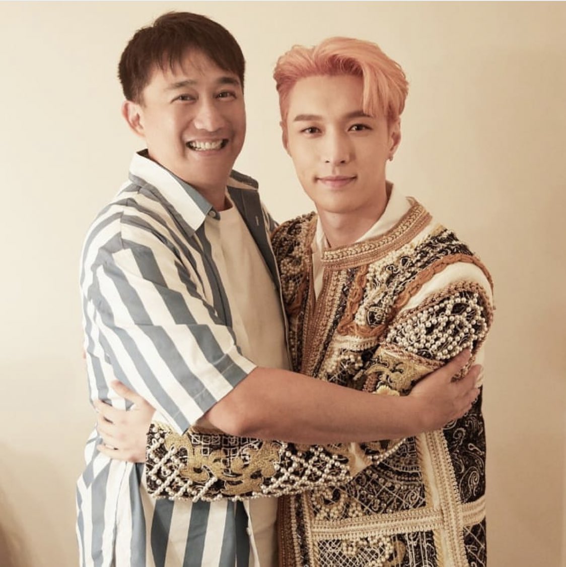 purelyixing's tweet photo. sooooo cuteeeeeeee 🥰 https://t.co/Us1OOtuyqH